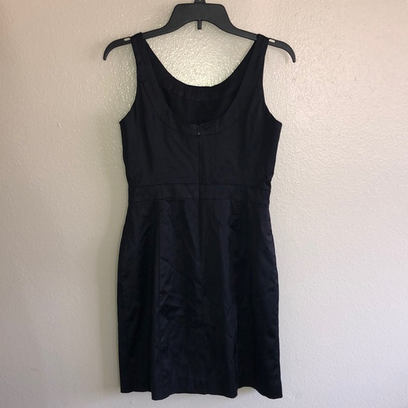 DONATED Banana Republic NWOT (size 4) - Picture 2 of 2